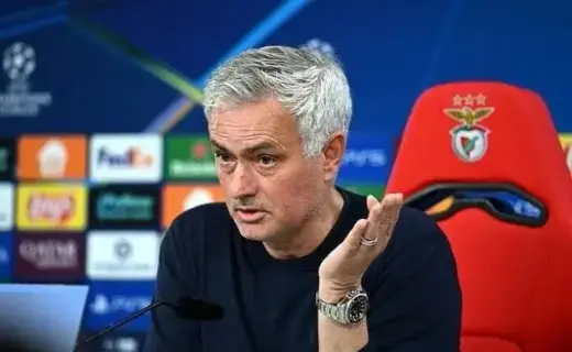 Benfica Struggles Put Mourinho Future at Risk