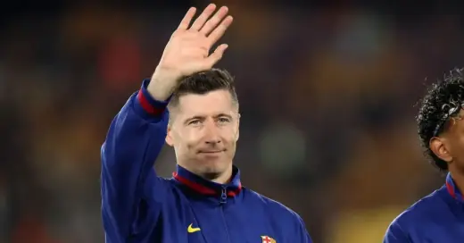 Porto Join Expanding Race For Lewandowski